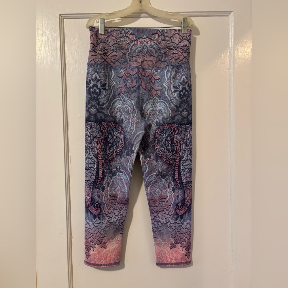 Evolution & Creation High-Rise Yoga Leggings with Pink and Blue Design - Size M